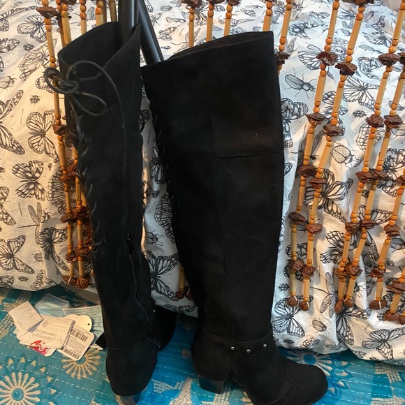 Kisses by Two Lips Luna Knee High Boots - Picture 6 of 6